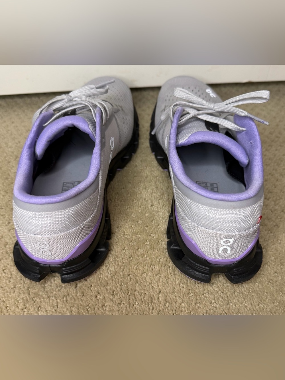 On Running Cloud X 4 — Light Gray & Purple Training Shoe - Picture 3 of 7